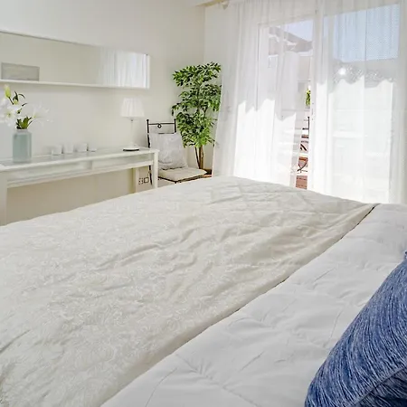 Ar23 - Flat, Puerto Banus By Roomservices *