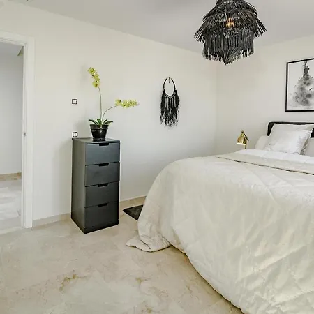 Apartment Ar23 - Flat, Puerto Banus By Roomservices