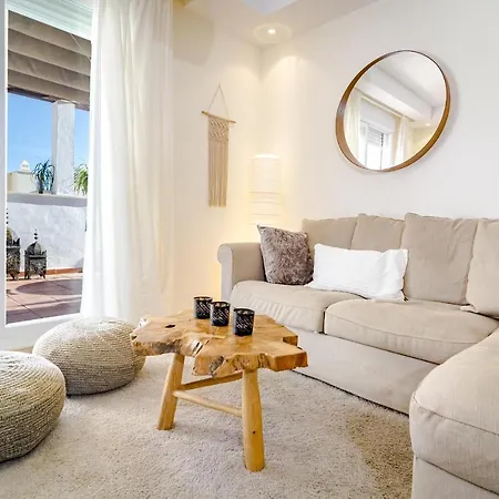 Ar23 - Flat, Puerto Banus By Roomservices *