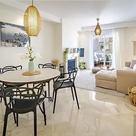 Ar23 - Flat, Puerto Banus By Roomservices Apartment Marbella